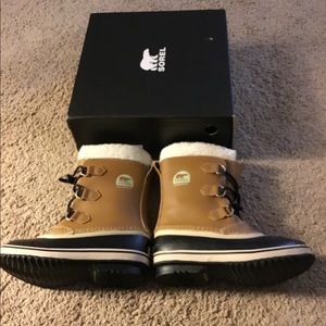 Sorel snow boots-waterproof!